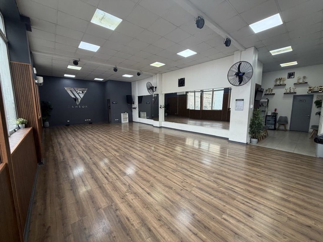 Sala de baile de Dansón Academy
